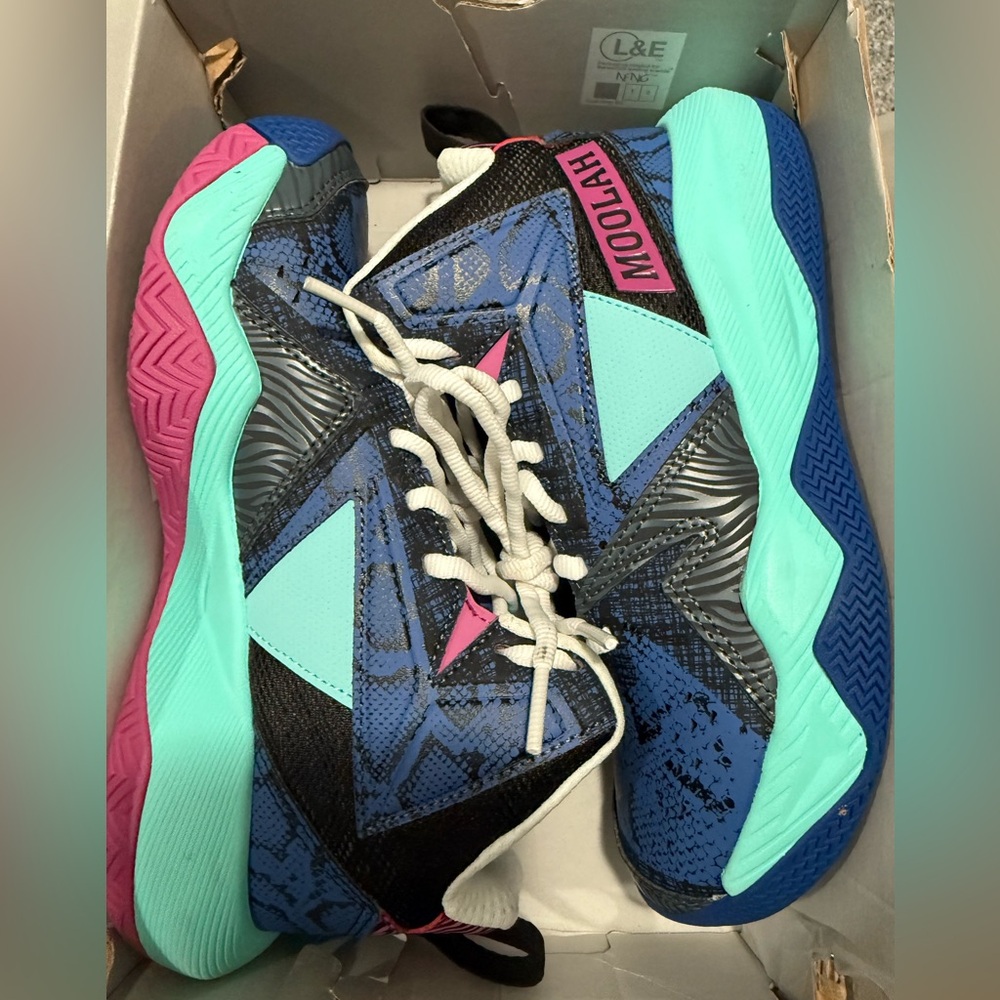 New Moolah kicks size 3.5 KIDS PRESS BREAK TRUE BLUE / AQUA / ROSE VIOLET
